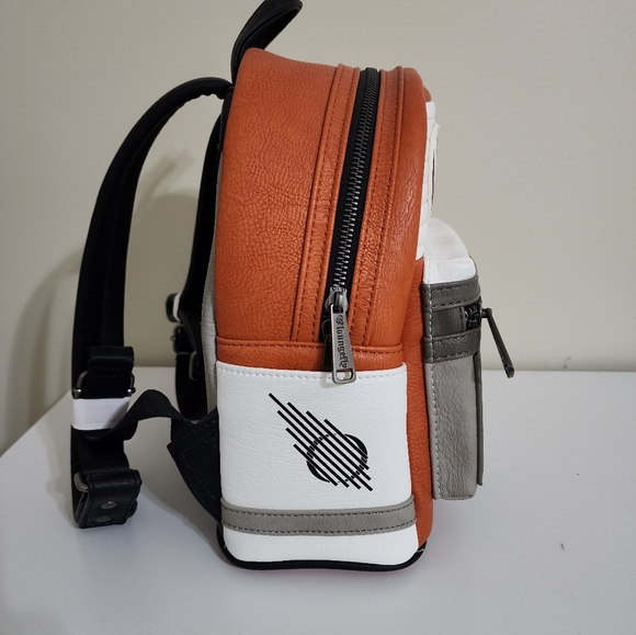 Disney Star Wars Rebel Alliance X wing Loungefly Backpack & matching wallet NWT - Picture 7 of 9